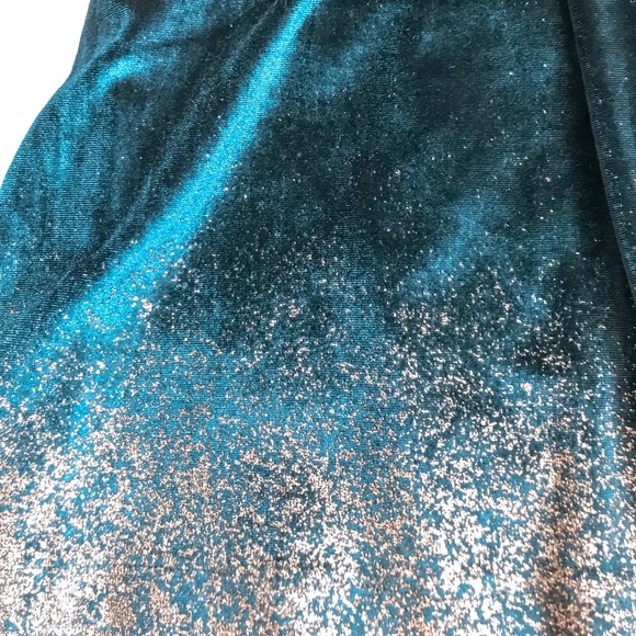 ZARA Baby Girl Velvet Holiday Dress - Picture 4 of 6